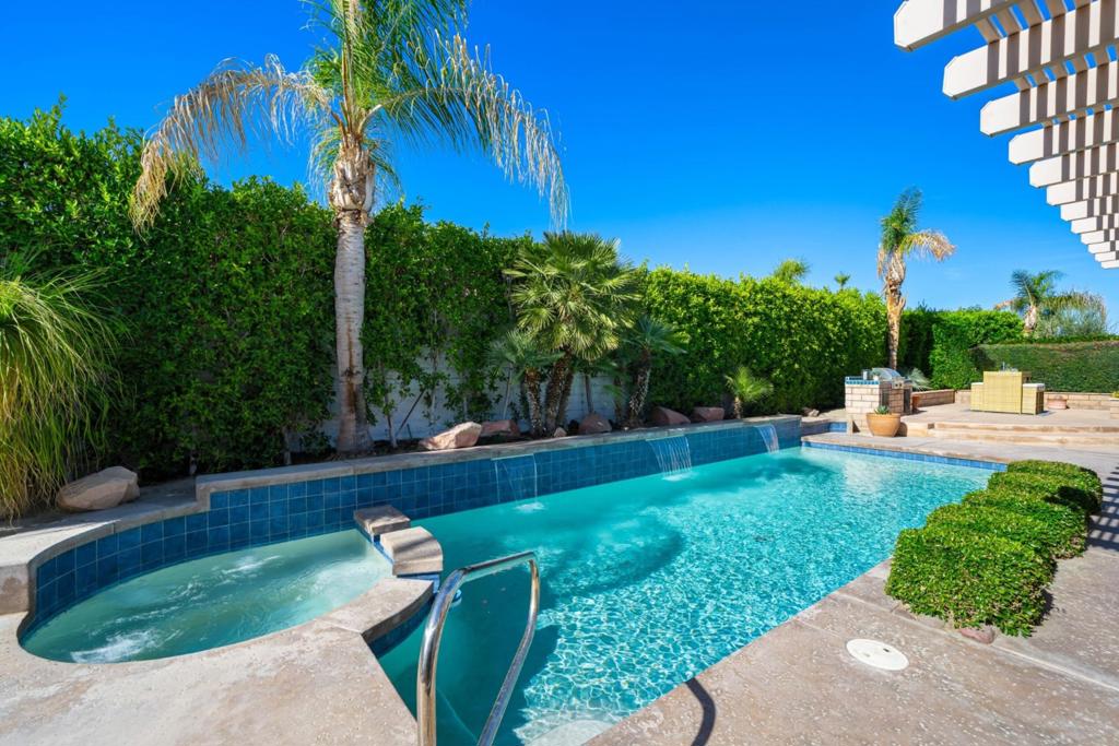Indian Wells C.C. - Residential