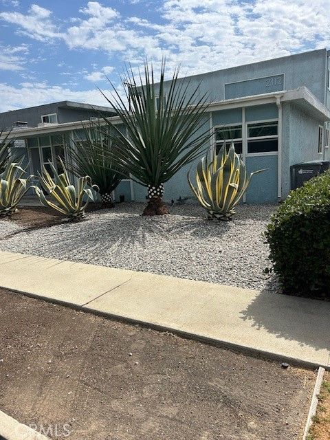 2112 W 157th Gardena CA 90249