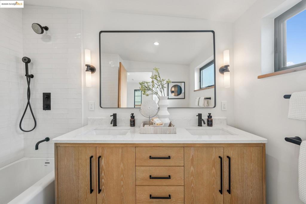 CENTRAL BERKELEY - Residential