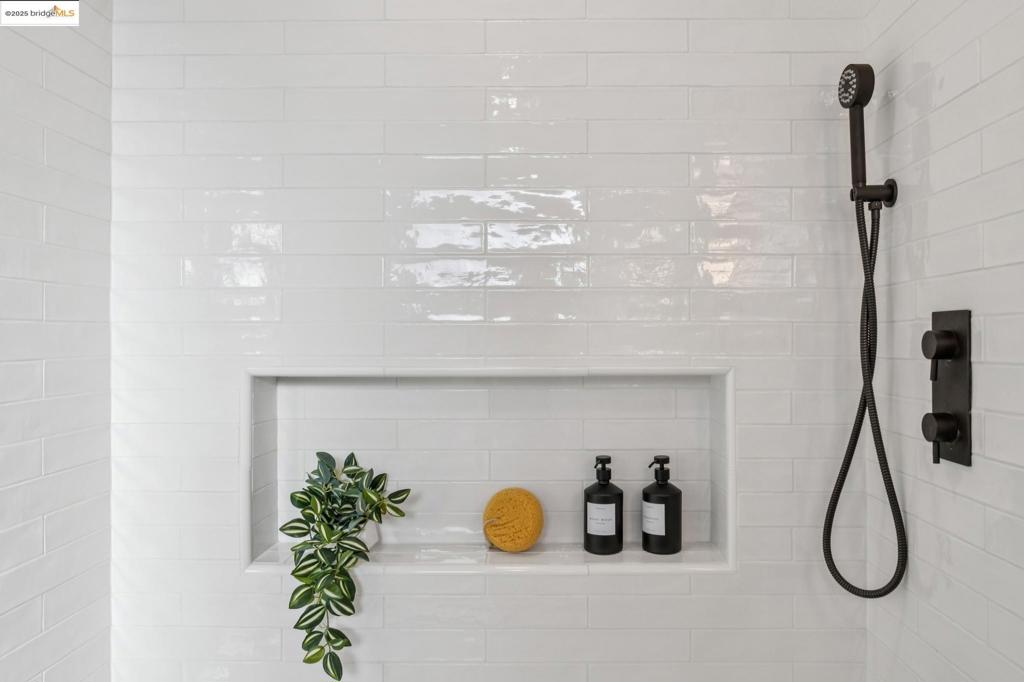 CENTRAL BERKELEY - Residential