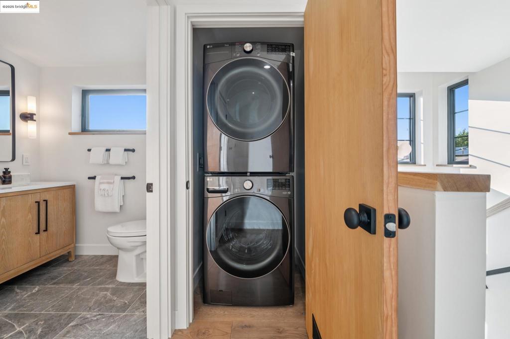 CENTRAL BERKELEY - Residential