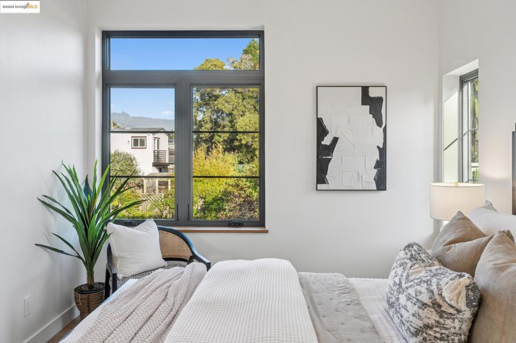 CENTRAL BERKELEY - Residential