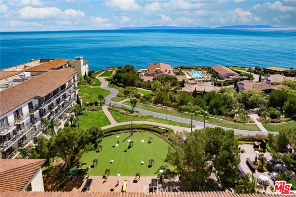 100 Terranea Way 19-301