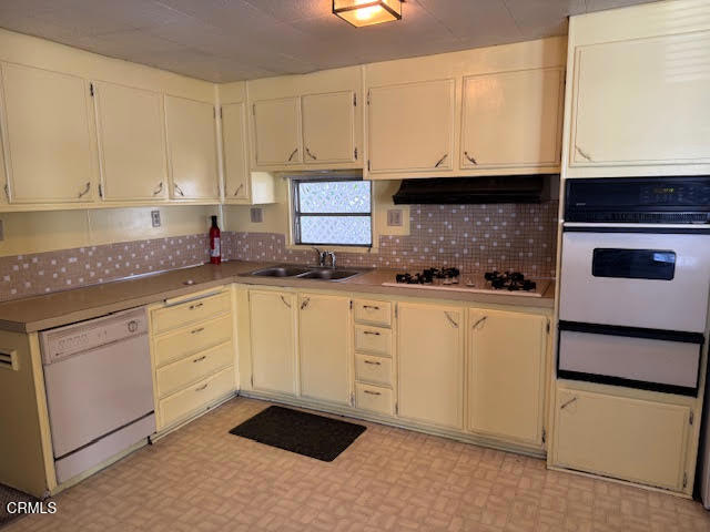 1500 Richmond Road 1