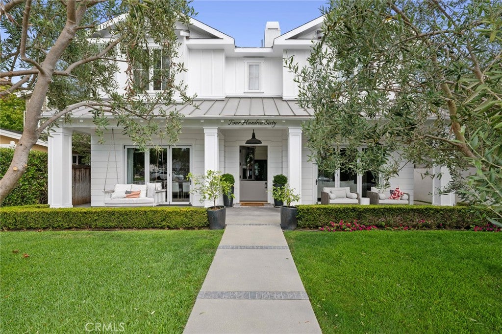 460 Santa Ana Avenue