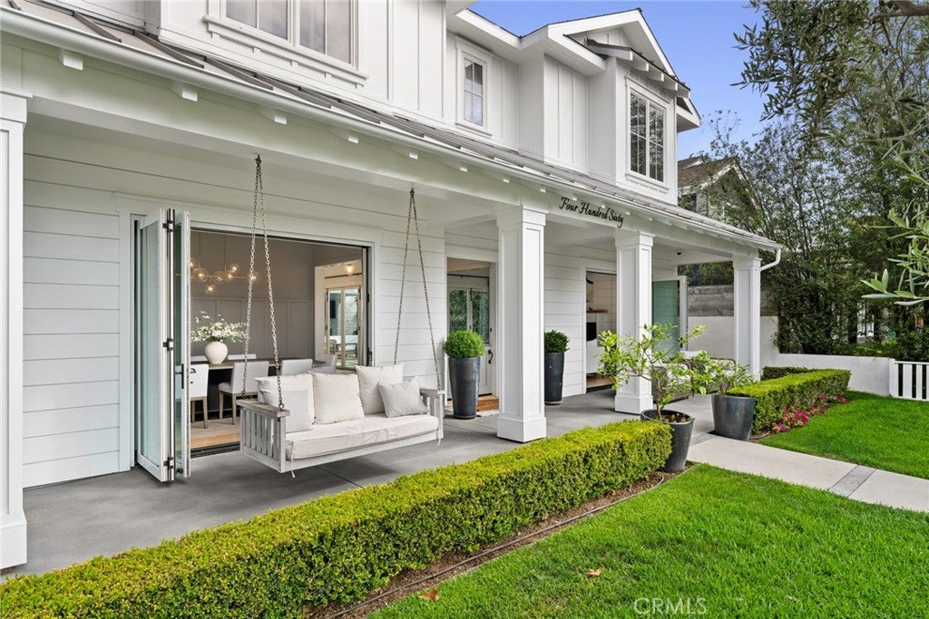 460 Santa Ana Avenue