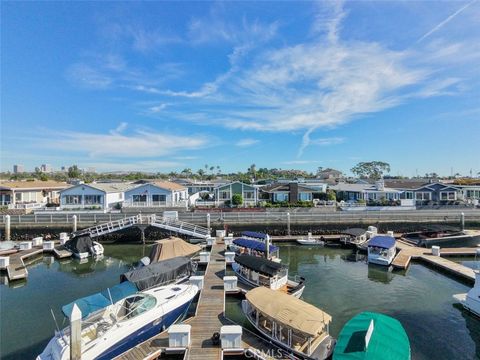 7 Saratoga Newport Beach CA 92660