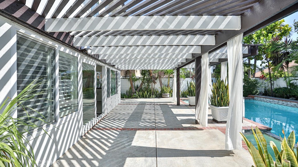 Greenbrook By Larwin (GBLR) - Residential