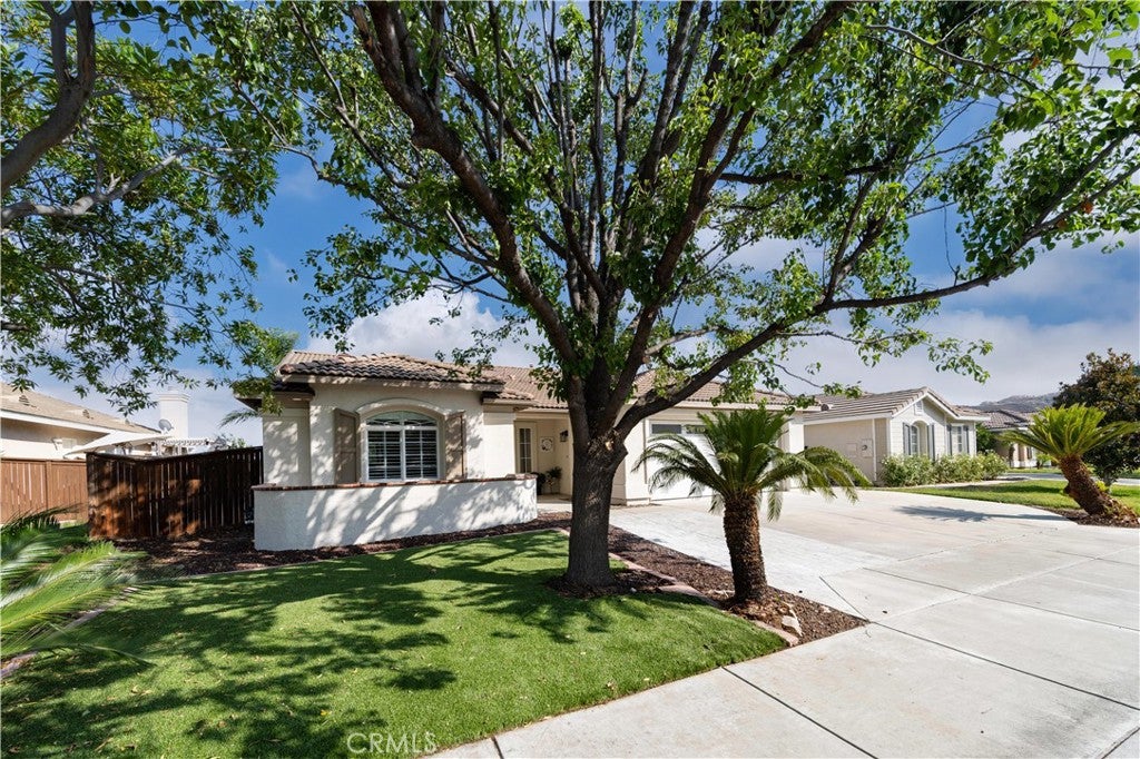 32646 Iris Lane