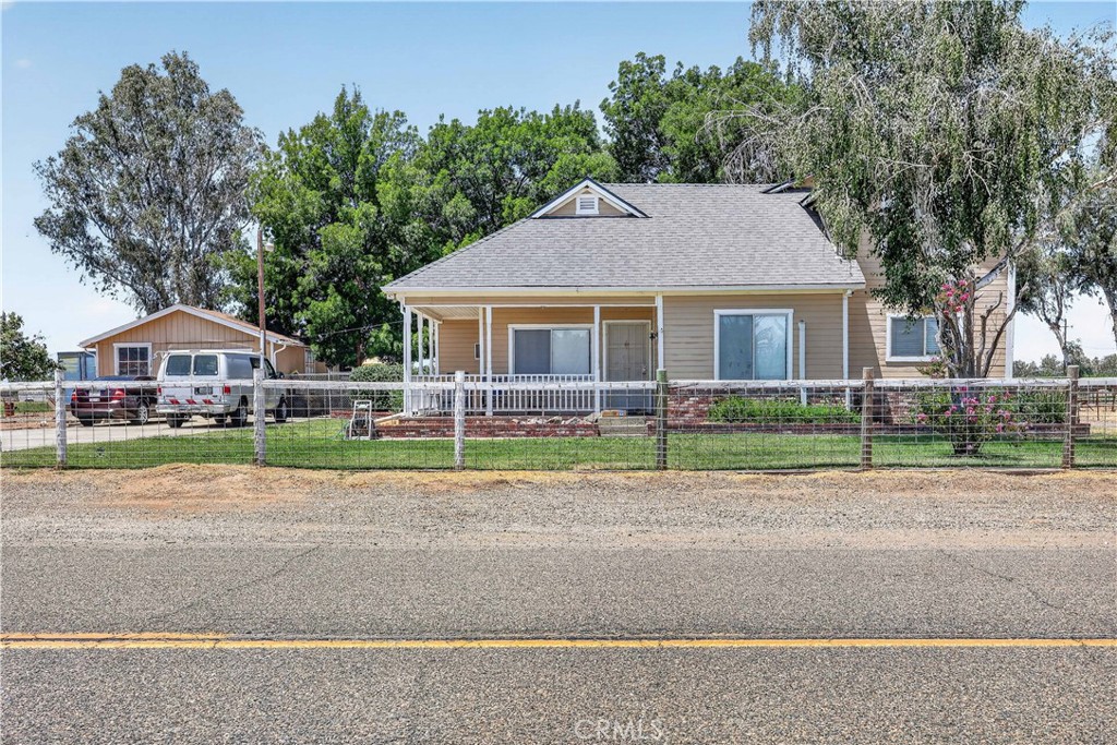 3555 Fresno