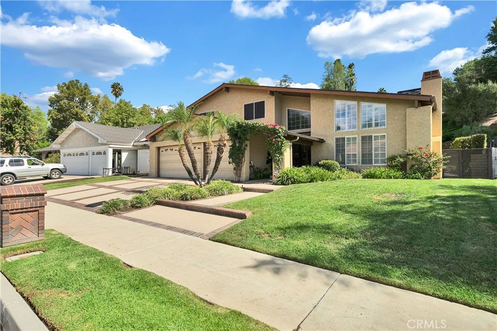 Photo of 5216 Orrville Avenue, Woodland Hills, CA 91367 (MLS # SR25228529)