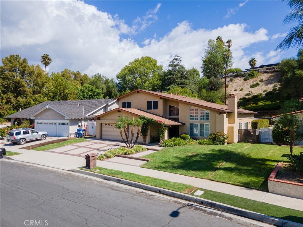 Photo of 5216 Orrville Avenue, Woodland Hills, CA 91367 (MLS # SR25228529)