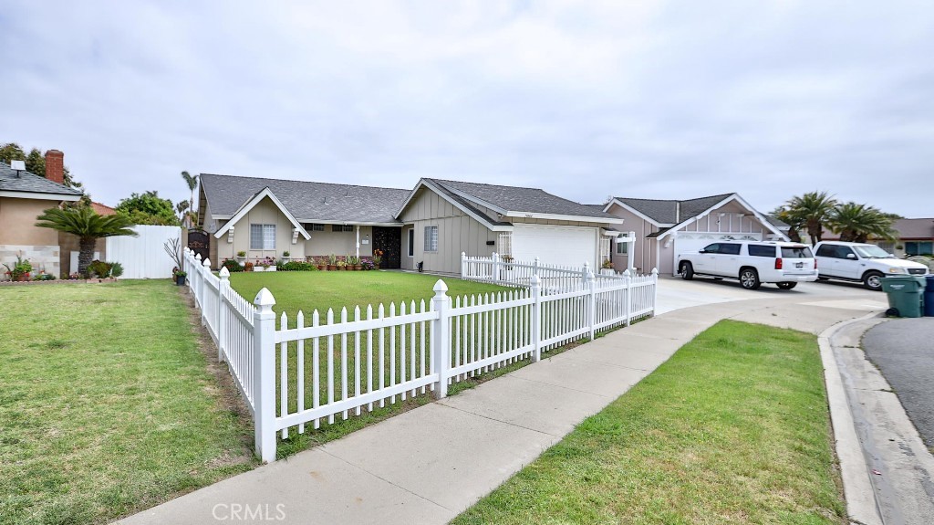 Properties 11864 Mayflower Circle
