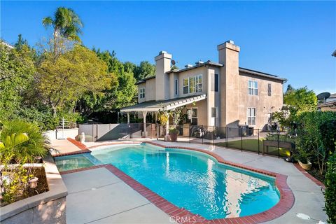 Tiny photo for 24301 Belford Court, West Hills, CA 91307 (MLS # SR26011240)