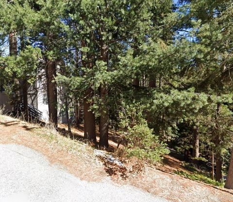 Photo of 0 San Benito Lane, Lake Arrowhead, CA 92352 (MLS # PTP2505599)