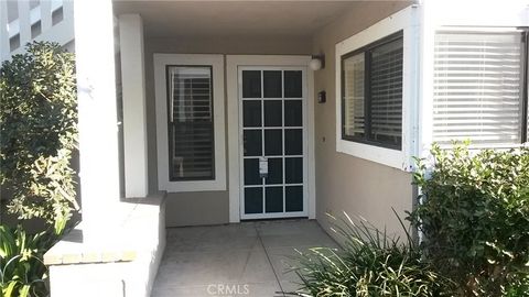 Photo of 39 Tarocco, Irvine, CA 92618 (MLS # OC25280943)