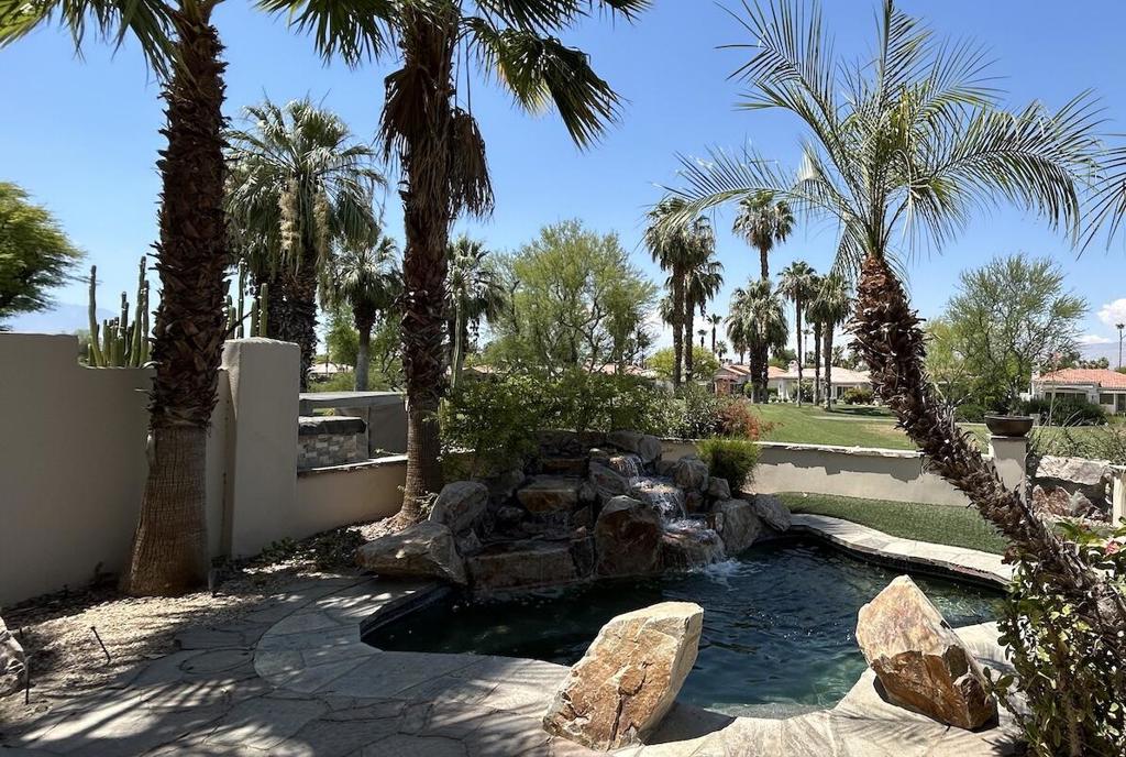 370 Gold Canyon Drive
