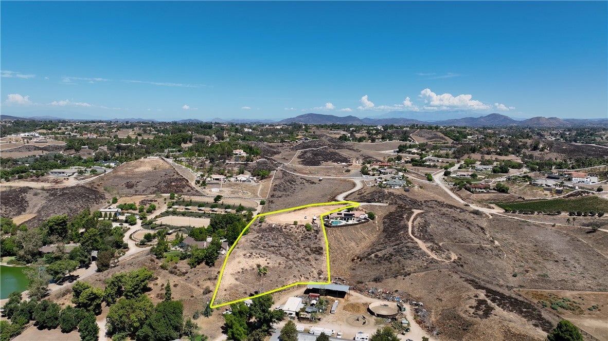 42875 Lindsay Circle