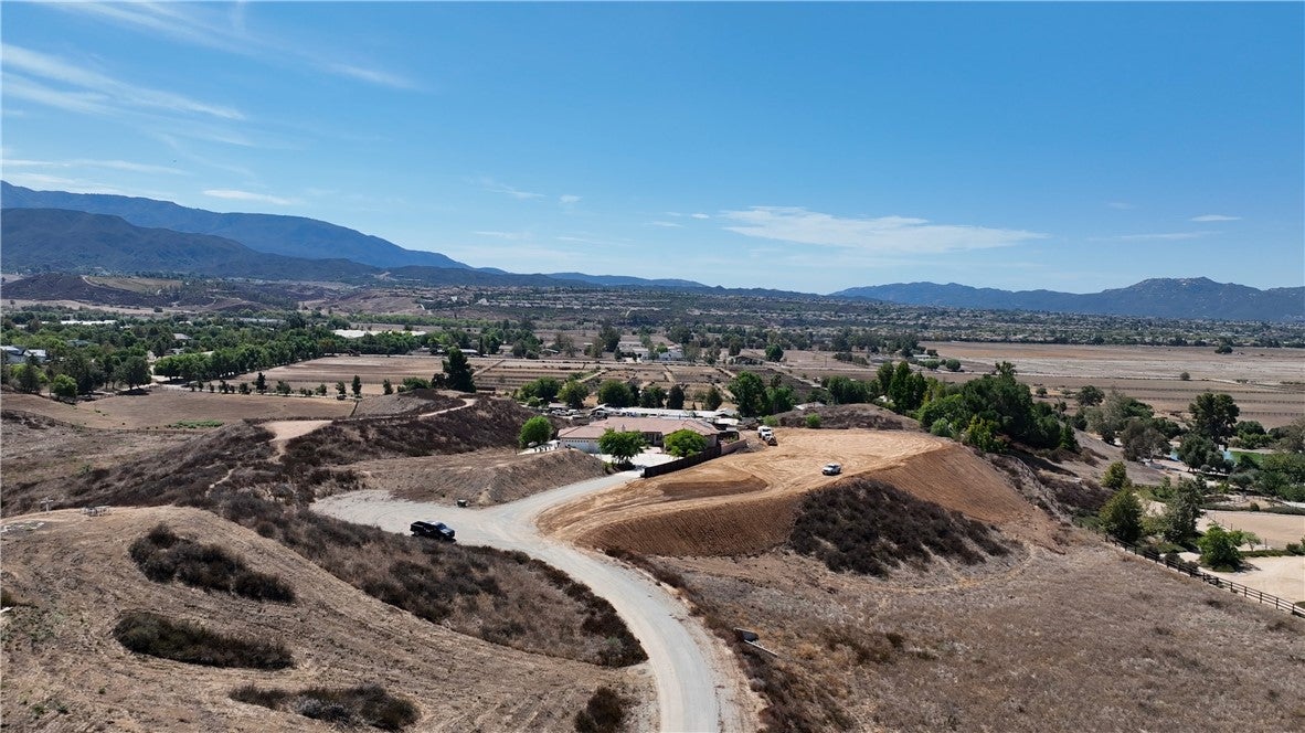 42875 Lindsay Circle