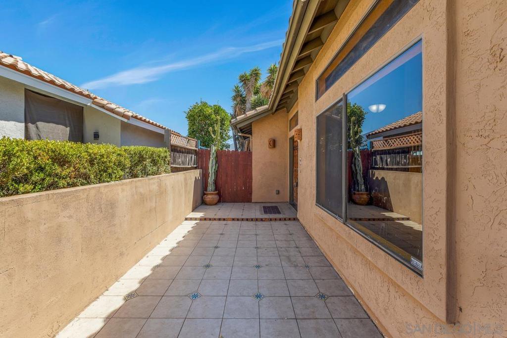 10145 DIAMOND HEAD CT