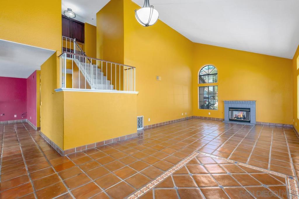 10145 DIAMOND HEAD CT