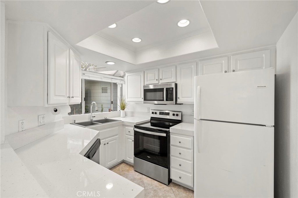 407 San Nicholas Court