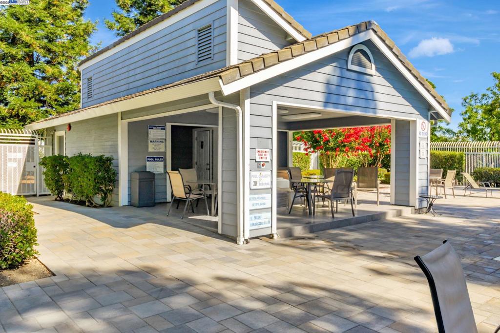 PORTOLA GLEN - Residential