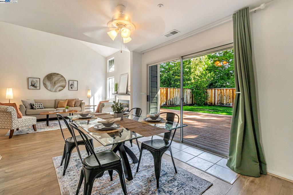 PORTOLA GLEN - Residential