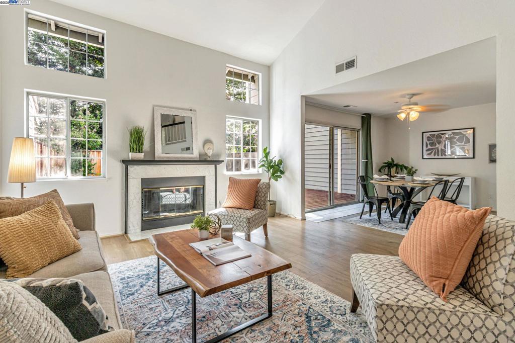 PORTOLA GLEN - Residential