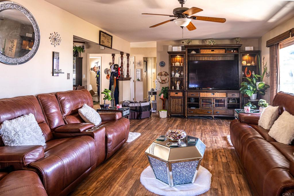 7121 Skyline DR
