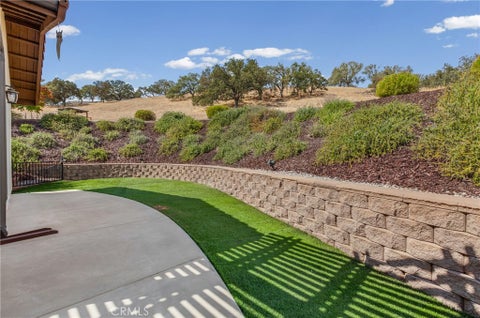 Tiny photo for 9610 Tarentaise Court, Atascadero, CA 93422 (MLS # NS26196208)