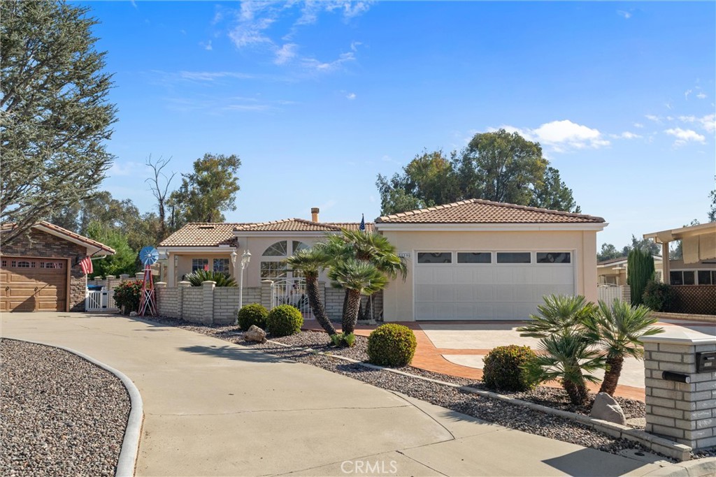 38190 Camino Cinife