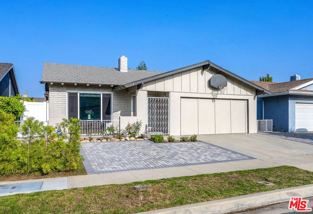 Photo of 5118 Randall Street, Culver City, CA 90230 (MLS # 25614233)