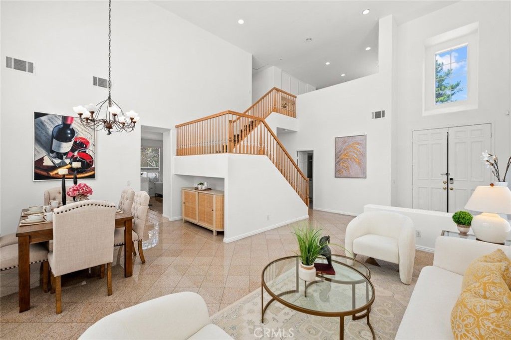 listing image 130727501432603955275