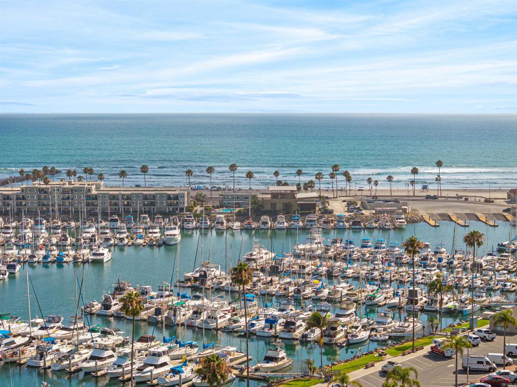1200 Harbor Drive N 4B