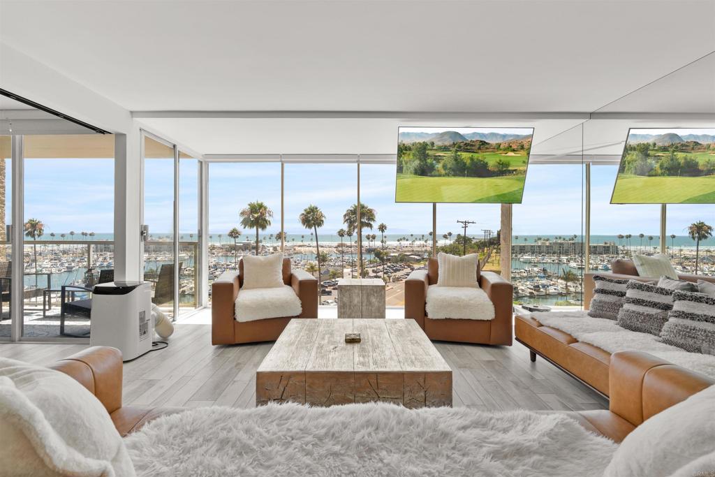 1200 Harbor Drive N 4B