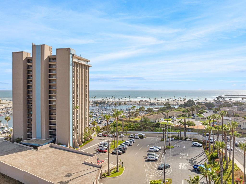 1200 Harbor Drive N 4B