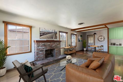 Photo of 7751 Bakman Avenue, Los Angeles, CA 91352 (MLS # 25581495) Photo of 7751 Bakman Avenue, Los Angeles, CA 91352 (MLS # 25581495)