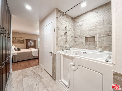 Tiny photo for 20151 Village 20 Vlg, Camarillo, CA 93012 (MLS # 26641625)