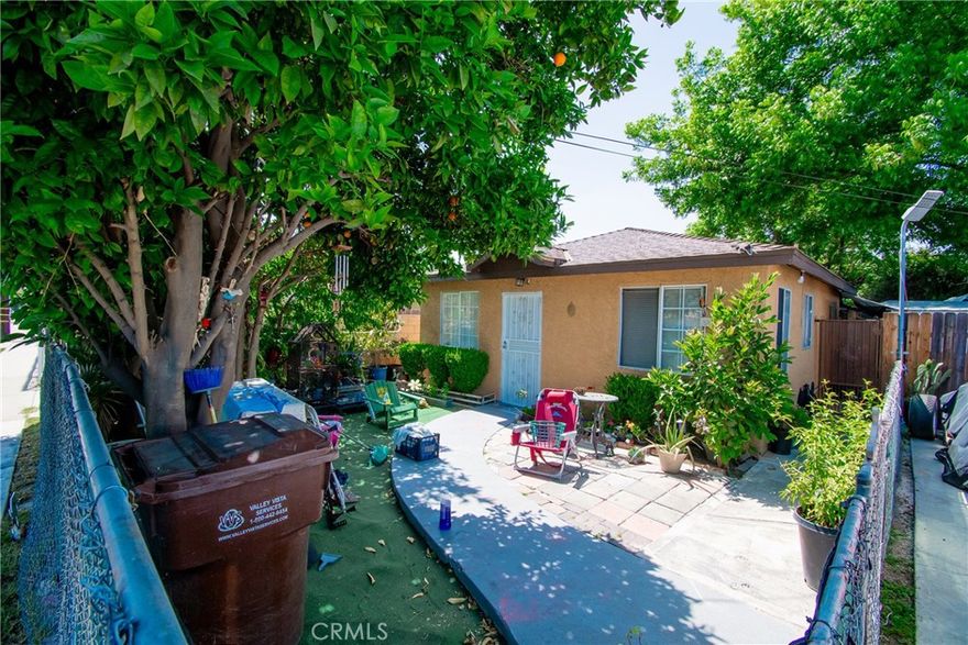 Great investment opportunity in the heart of El Monte! This well-maintained 4-unit property sits on a generous 8,077 sq ft lot and offers strong rental potential in a high-demand area. Each unit provides comfortable living space with great upside for future income growth. Conveniently located near schools, shopping centers, and major freeways, this property is ideal for both investors and owner-occupants. With stable tenants and long-term value, this is a rare chance to own a 4-plex in a centrally located neighborhood of El Monte!