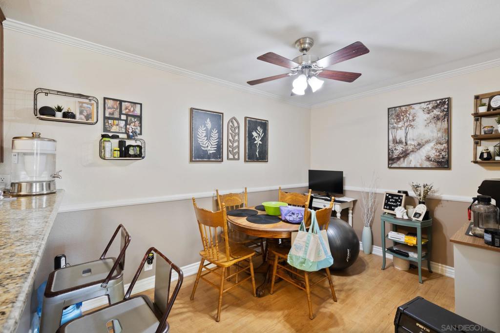 225 W El Norte Parkway 249