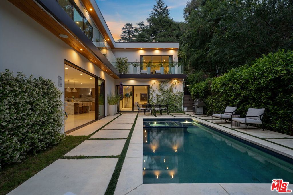 1884 Laurel Canyon Road