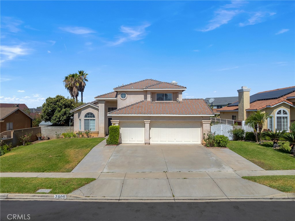 7600 Jacaranda
