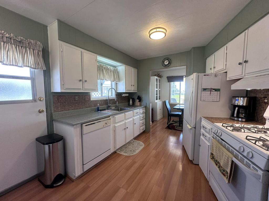 Hidden Springs - Manufactured In Park