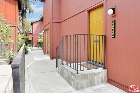 Photo of 4845 Maytime Lane, Culver City, CA 90230 (MLS # 26638897)