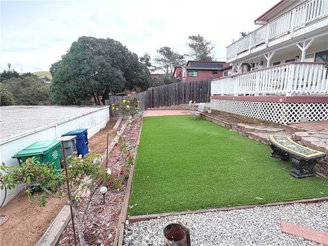 Tiny photo for 375 Surf ST, Morro Bay, CA 93442 (MLS # NS26098078)