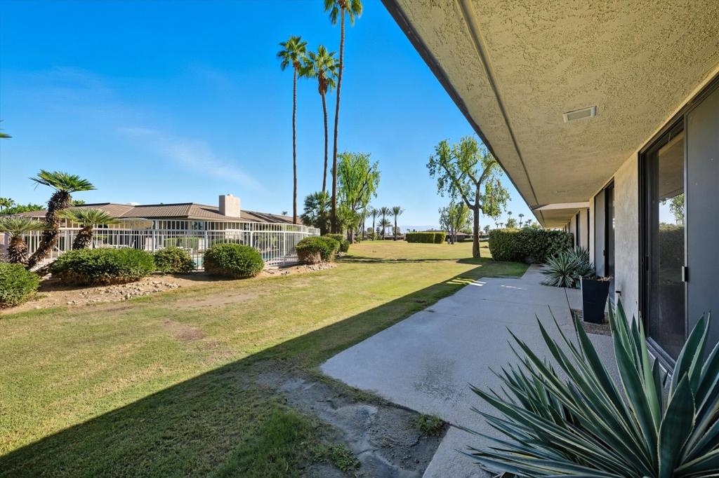 The Springs C.C. - Residential Lease