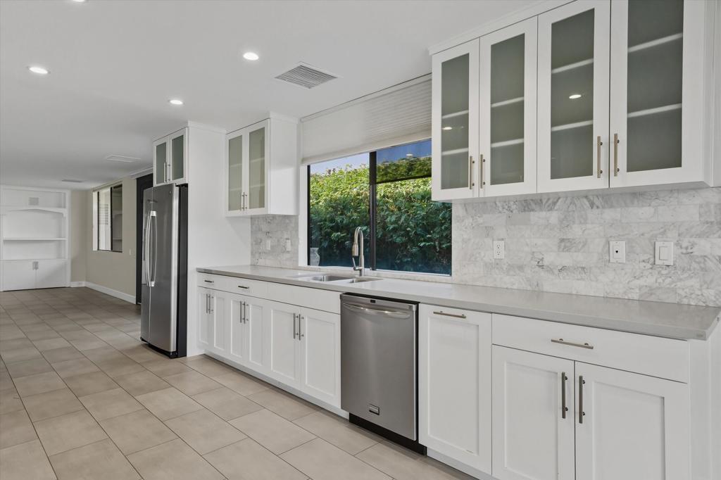 The Springs C.C. - Residential Lease