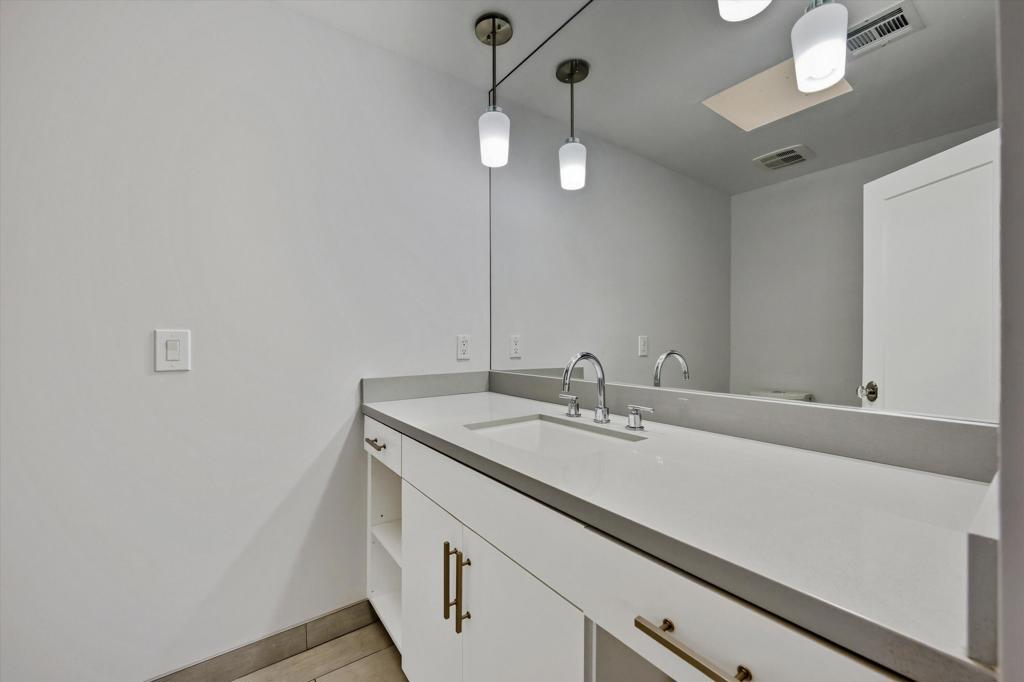 The Springs C.C. - Residential Lease