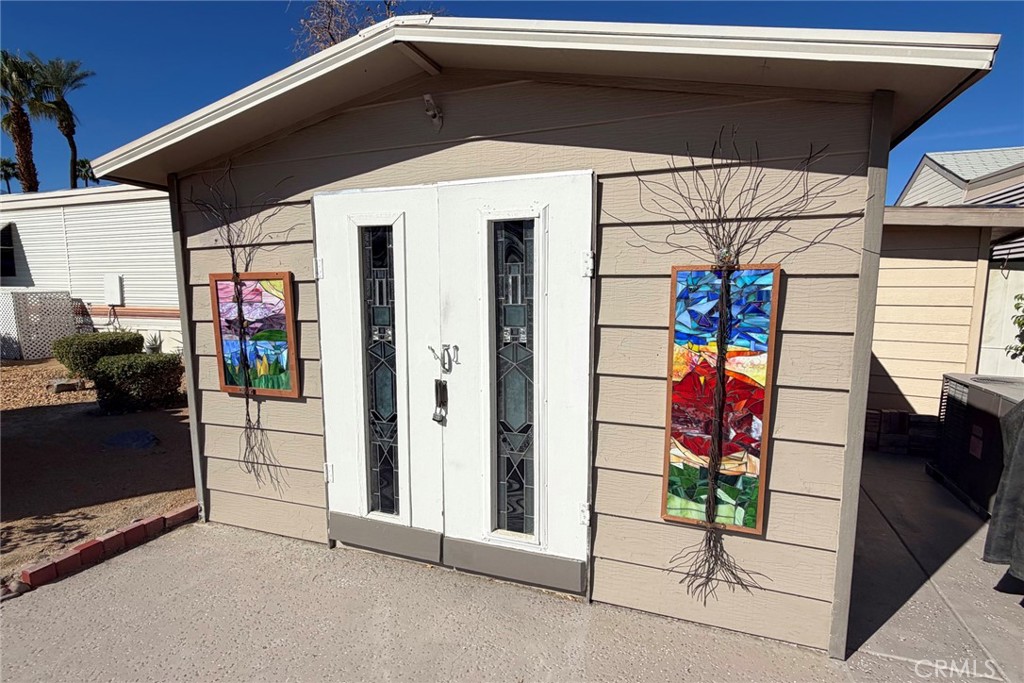 Desert Shadows RV Resort (33619) - Manufactured In Park